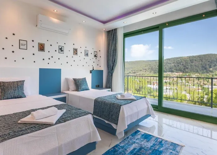 Villa Saribelen 2 Bedroom Secluded With Private Pool Hot Tub *