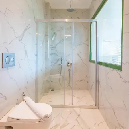 Saribelen 2 Bedroom Secluded With Private Pool Hot Tub *