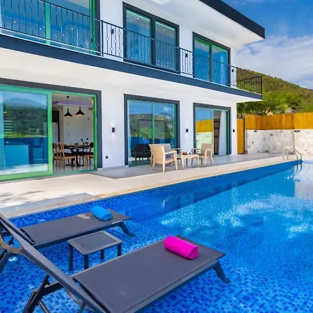 Vila Saribelen 2 Bedroom Secluded With Private Pool Hot Tub